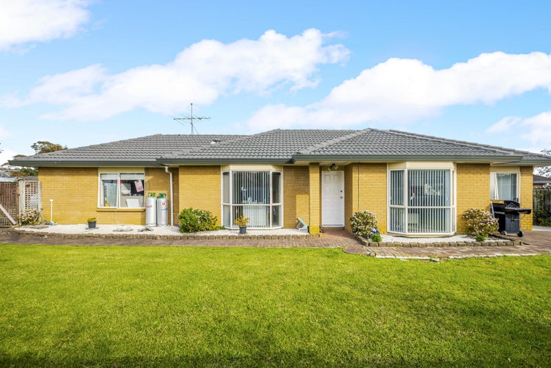 25 Sheriff Place, Randwick Park, Auckland - Carousel 1