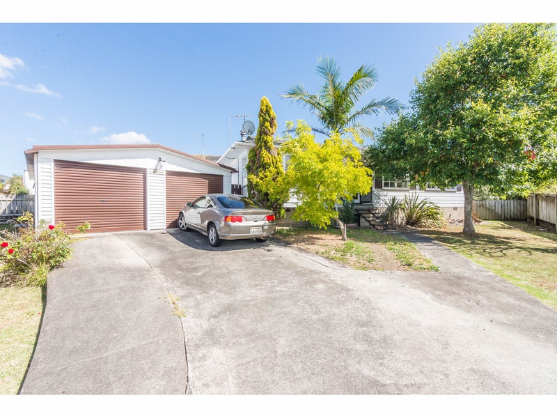 71 Rosewarne Crescent, Glendene, Auckland - Carousel 2