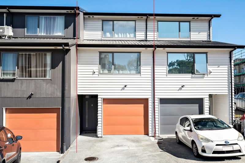 4 Rengarenga Rise, Fairview Heights, Auckland - Carousel 1