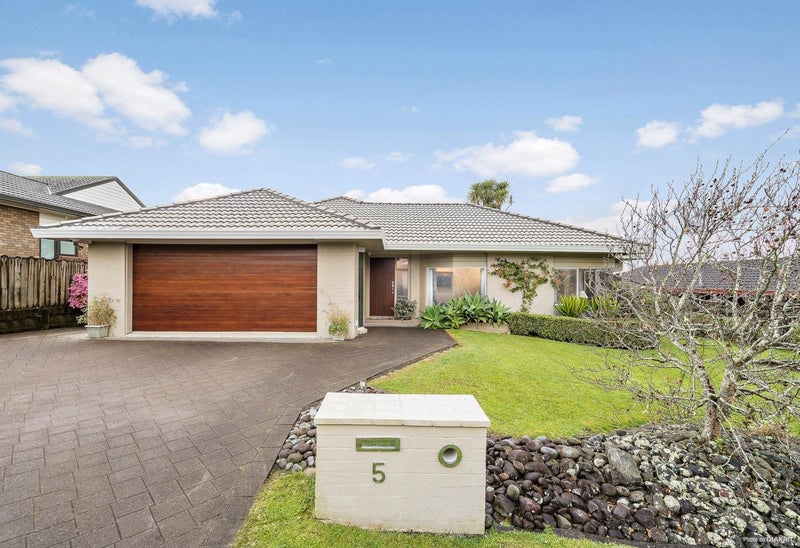 5 Drysdale Place, Somerville, Manukau - Carousel 1