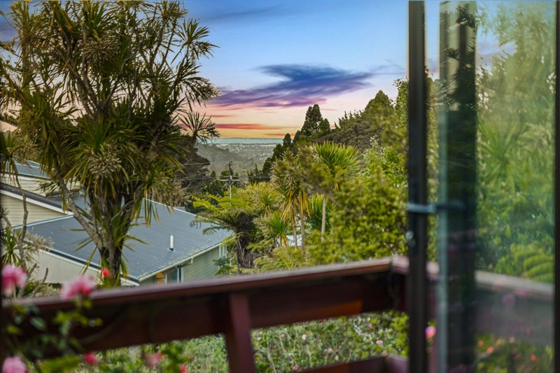 28 Rangimarie Road, Swanson, Auckland - Carousel 2