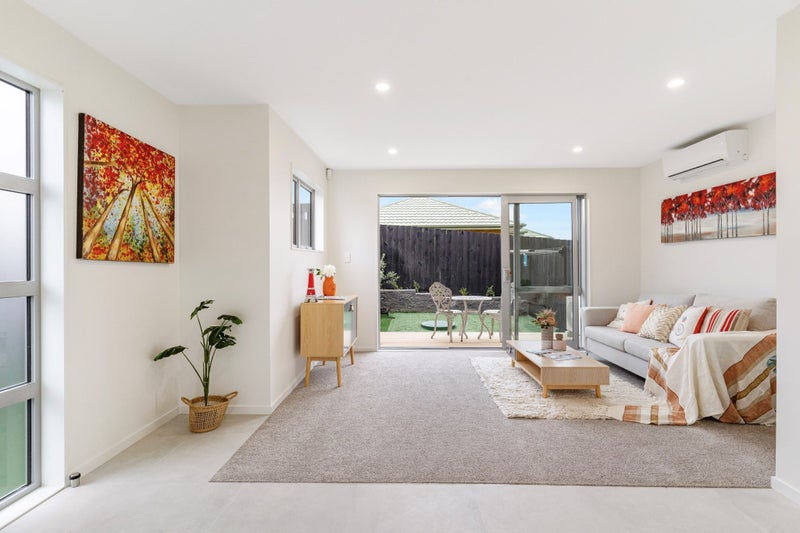 9/24 Mili Way, Ranui, Auckland - Carousel 1