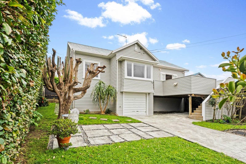 20 Riddell Road, Glendowie, Auckland - Carousel 2