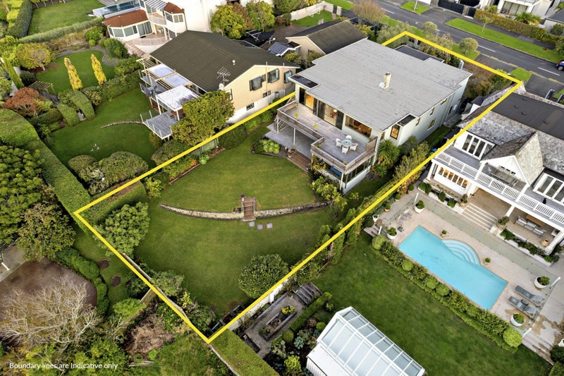 11 Tuhaere Street, Orakei, Auckland - Carousel 2