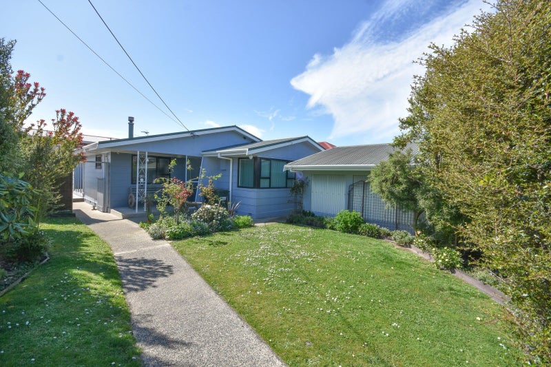 11 Duckworth Street, Andersons Bay, Dunedin - Carousel 2