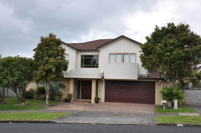 25 Oliver Road, Eastern Beach, Auckland - Carousel 1