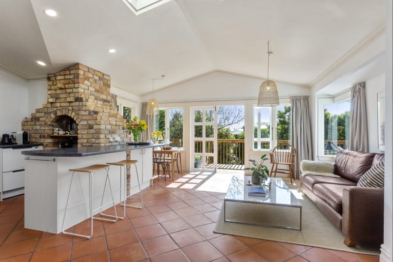 24 Rutland Road, Stanley Point, Auckland - Carousel 2