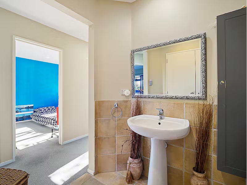 1/47 Deep Creek Road, Waiake, Auckland - Carousel 17