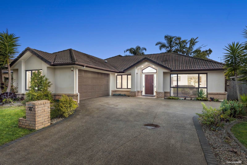 62 Thornbury Crescent, East Tamaki Heights, Auckland - Carousel 2