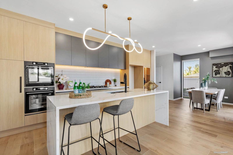 6D Ringwood Street, Torbay, Auckland - Carousel 2