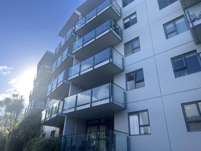 4J/6 Piwakawaka Street, Eden Terrace, Auckland - Carousel 10