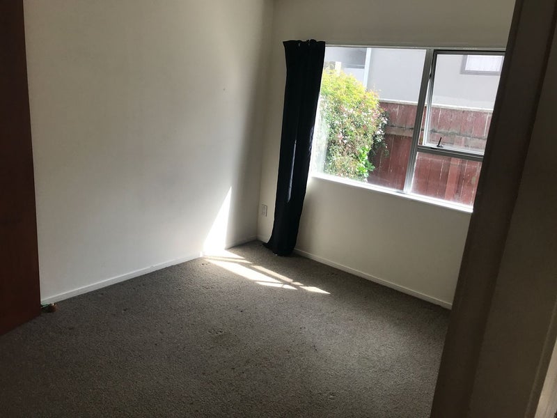 2/12 Cardall Street, Newtown, Wellington - Carousel 2