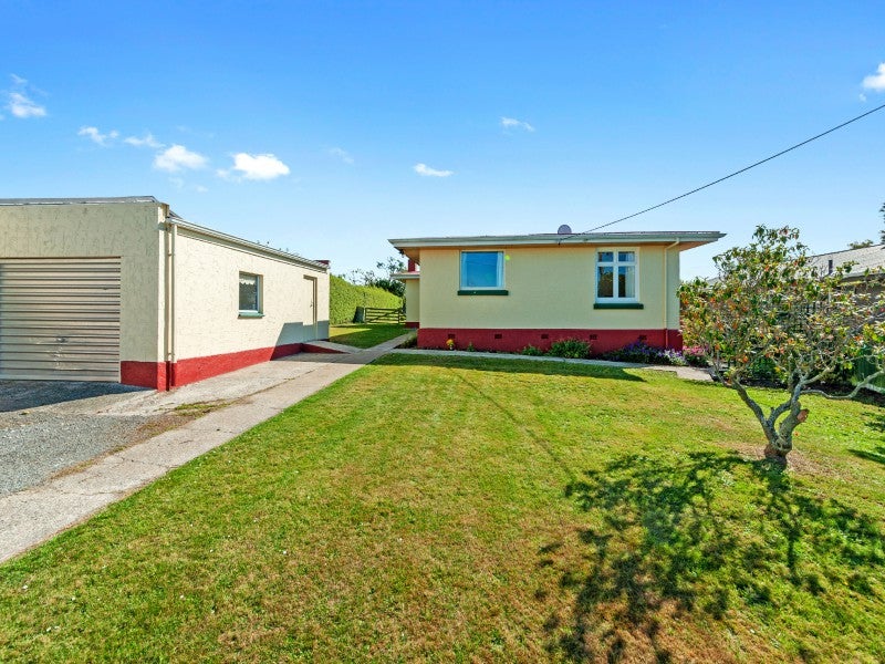 26 Awamoa Road, Holmes Hill, Oamaru - Carousel 1