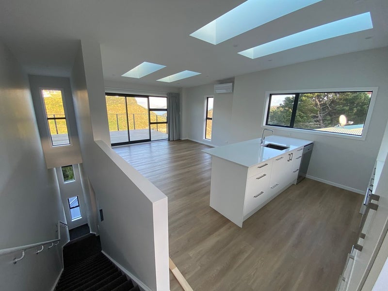 27B Kitchener Terrace, Johnsonville, Wellington - Carousel 1