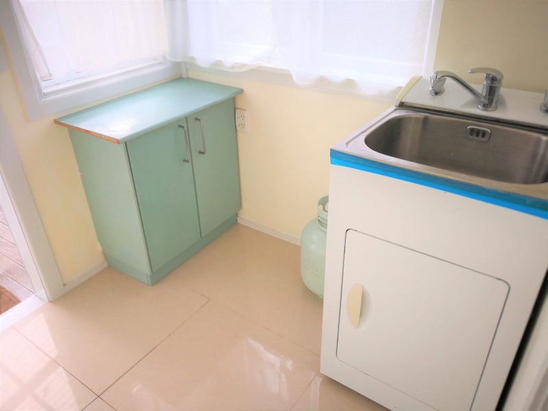 51 Rawhiti Road, One Tree Hill, Auckland - Carousel 2