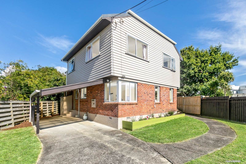 1/5 Stanley Avenue, Milford, Auckland - Carousel 1