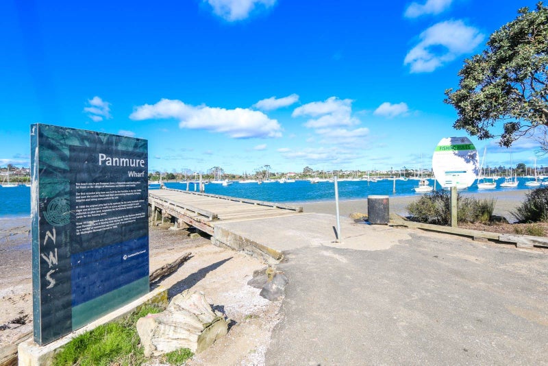 82A Kings Road, Panmure, Auckland - Carousel 2