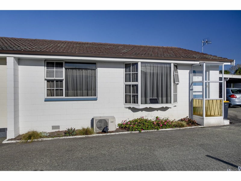 2/90 Avenue Road, West End, Timaru - Carousel 15