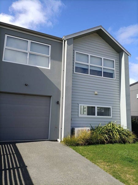 24 Bluff Road, Kenepuru, Porirua - Carousel 2