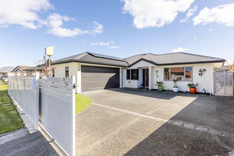 9 Pania Place, Poraiti, Napier - Carousel 24