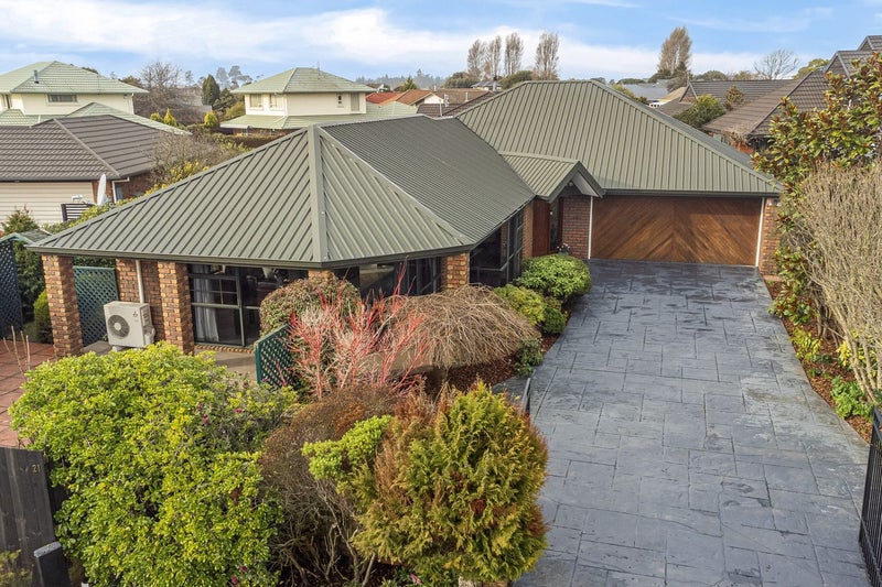 14 Fieldmoor Place, Parklands, Christchurch - Carousel 1