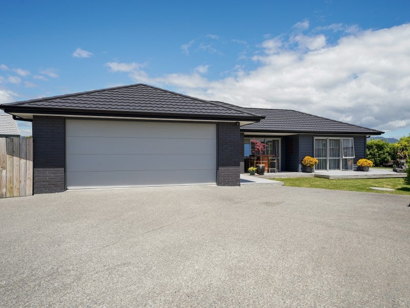 11 Gardner Place, Otaki - Carousel 26