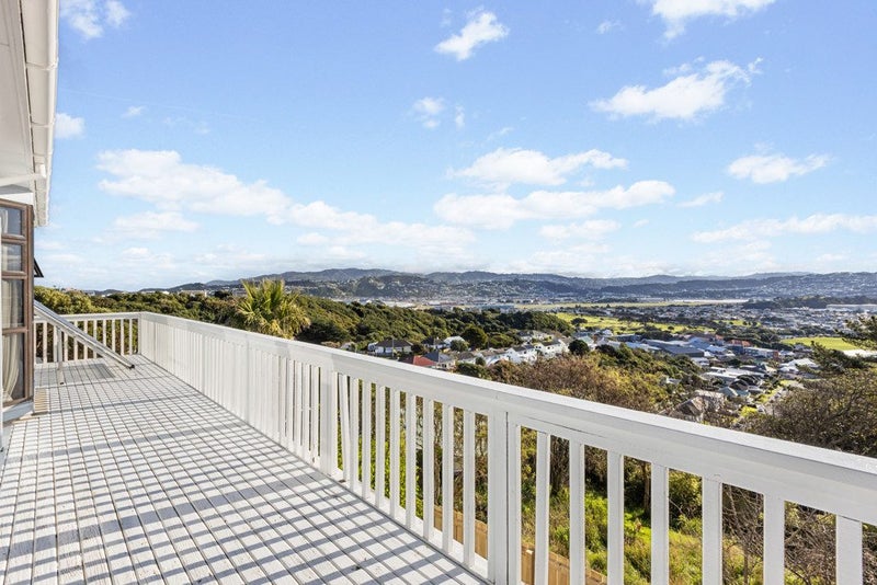 110 Sidlaw Street, Strathmore Park, Wellington - Carousel 2