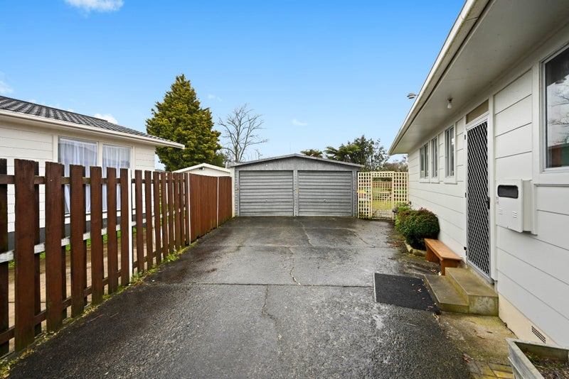 108 Saxbys Road, Deanwell, Hamilton - Carousel 17