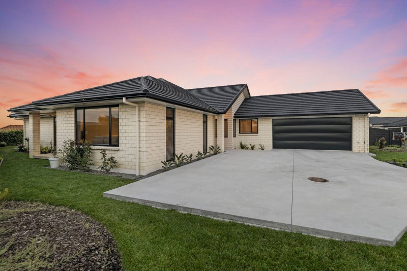 20 Purser Crescent, Flagstaff, Hamilton - Carousel 22