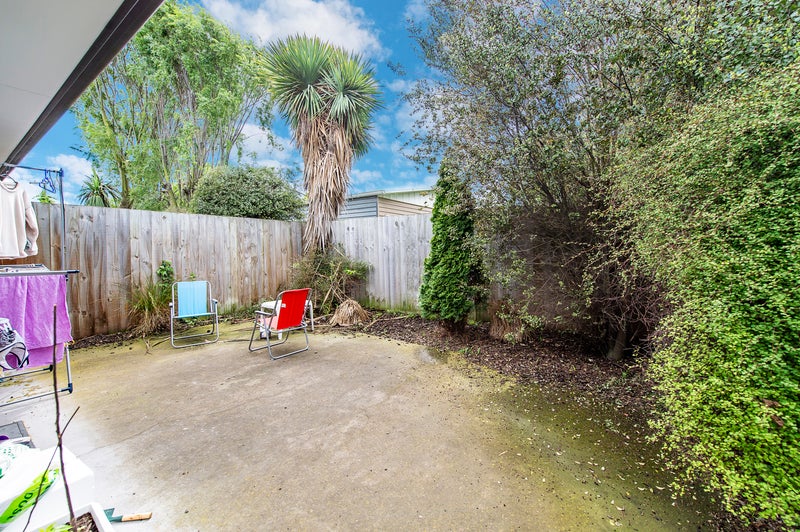 8/18 Goldsmith Place, Waltham, Christchurch - Carousel 9