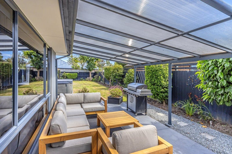 142 Inwoods Close, Parklands, Christchurch - Carousel 2