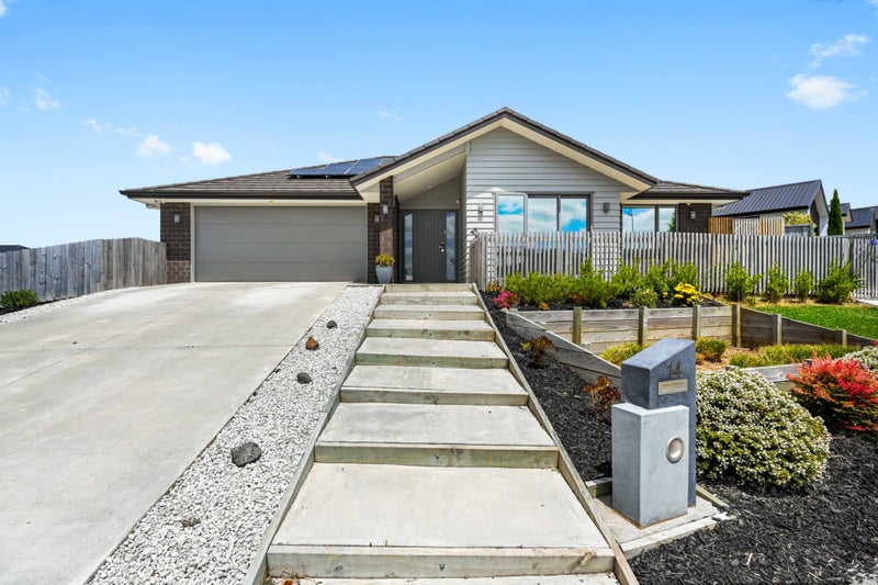 14 Whanau Avenue, Baverstock, Hamilton - Carousel 1