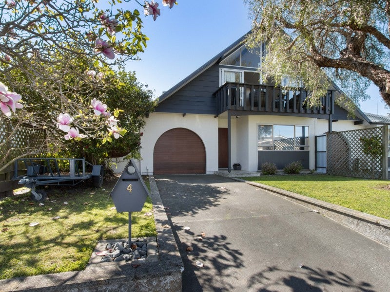 4 Bristol Street, Tamatea, Napier - Carousel 1