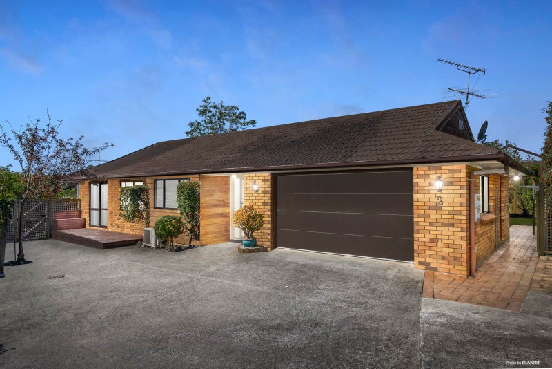 2/36 Carriage Close, Northpark, Auckland - Carousel 2