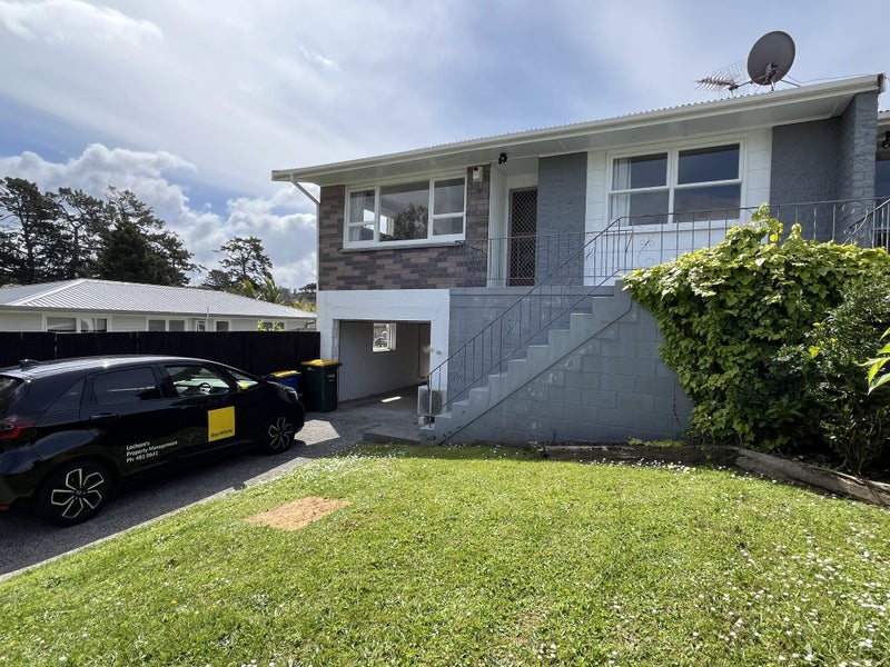 2/32 PARAGON AVE, Beach Haven, Auckland - Carousel 1