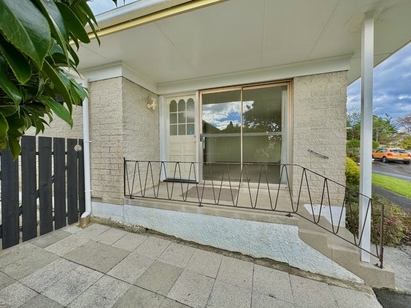 2/34 Wellington Street, Papakura, Auckland - Carousel 2