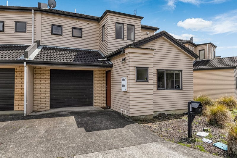 25 Skip Lane, East Tamaki, Auckland - Carousel 1