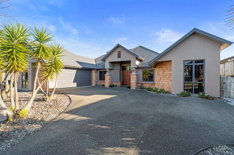 9 Parkwood Place, Huntington, Hamilton - Carousel 1