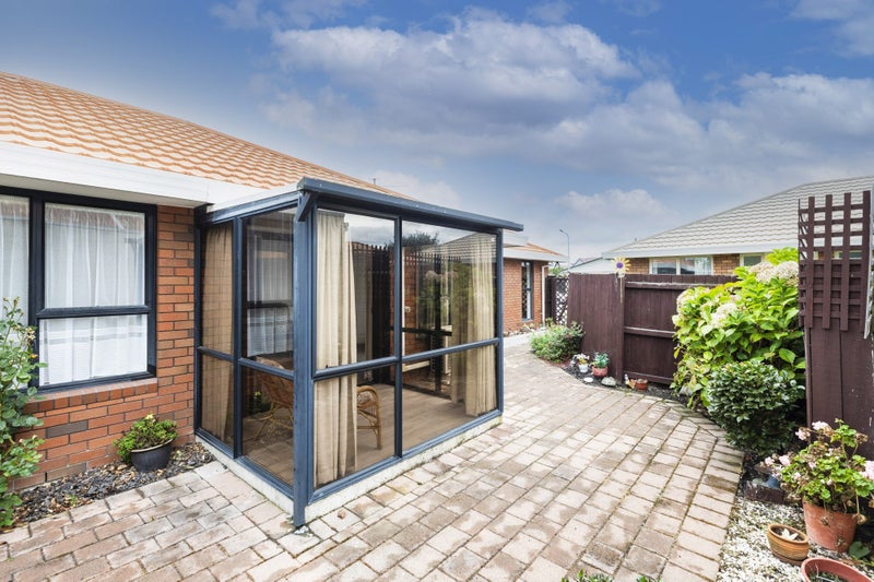 2/3 Apollo Place, Papanui, Christchurch - Carousel 1