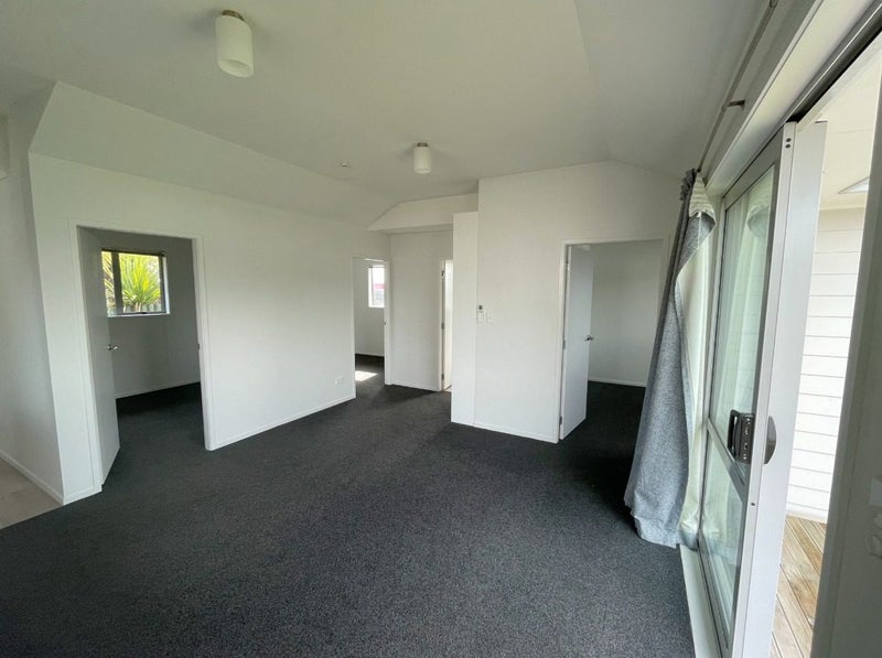 18 Filmer Place, Melville, Hamilton - Carousel 2