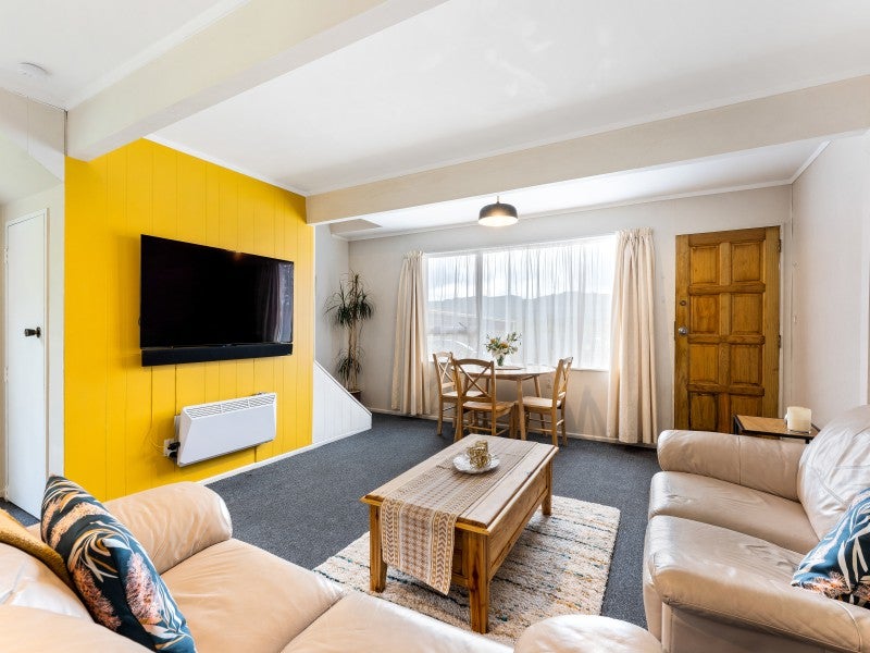 264N GROUNSELL CRES, BELMONT, LOWER HUTT - Carousel 1