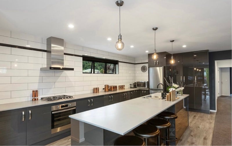 54 Horoeka Street, Stokes Valley, Lower Hutt - Carousel 2