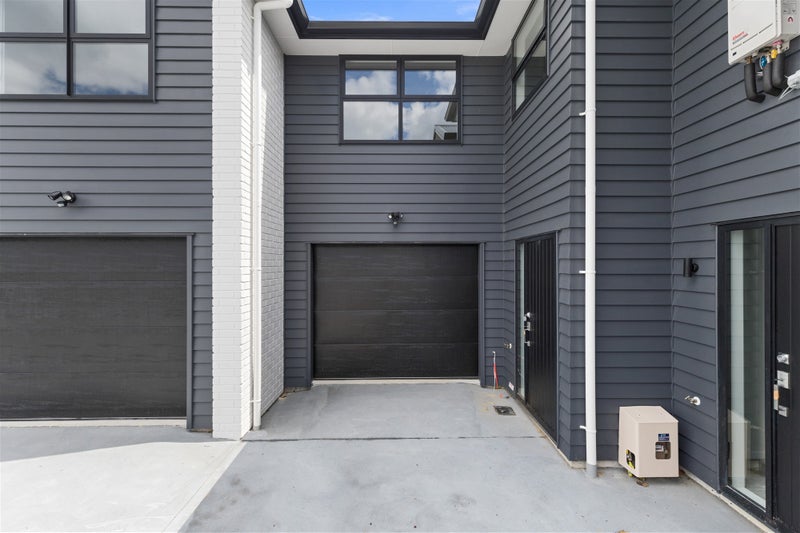 4/5 Arawa Street, Frankton, Hamilton - Carousel 1