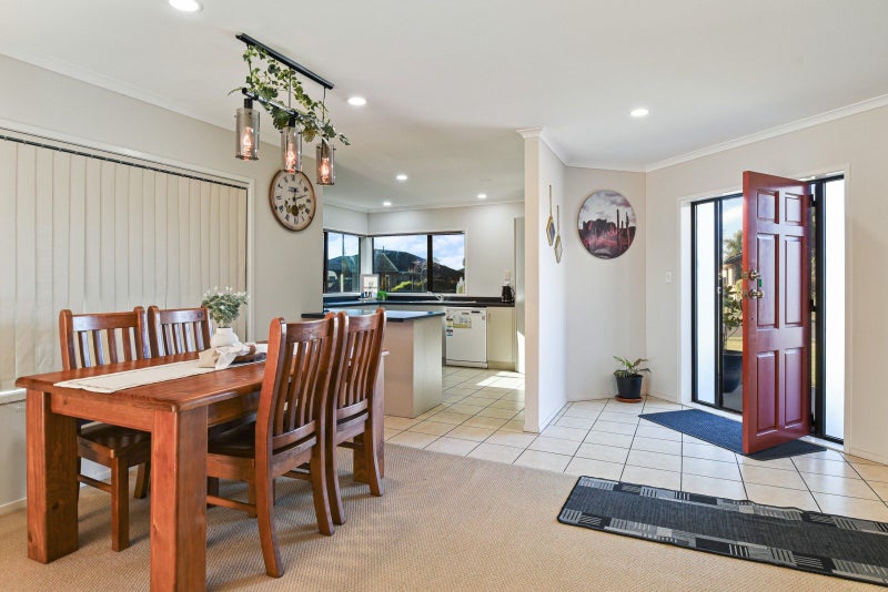 7 Frame Place, Owhata, Rotorua - Carousel 2