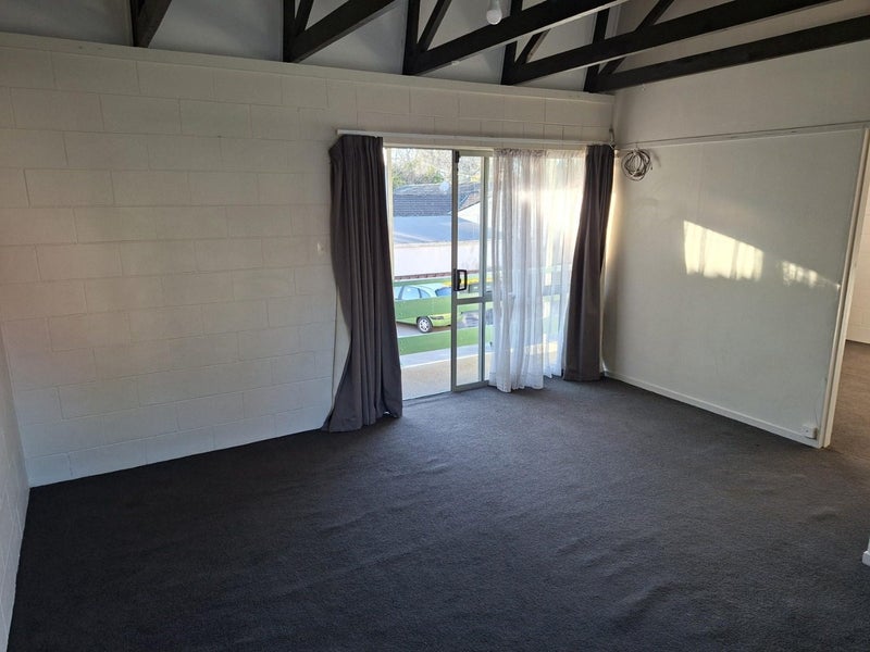 12/897 Heaphy Terrace, Fairfield, Hamilton - Carousel 2