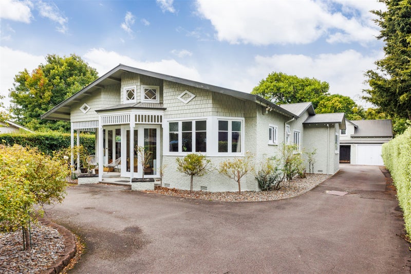 46 Te Awe Awe Street, Hokowhitu, Palmerston North - Carousel 1
