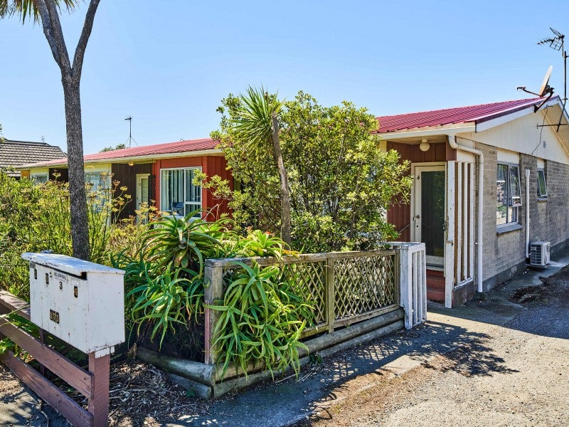 4/171 Queens Drive, Lyall Bay, Wellington - Carousel 1