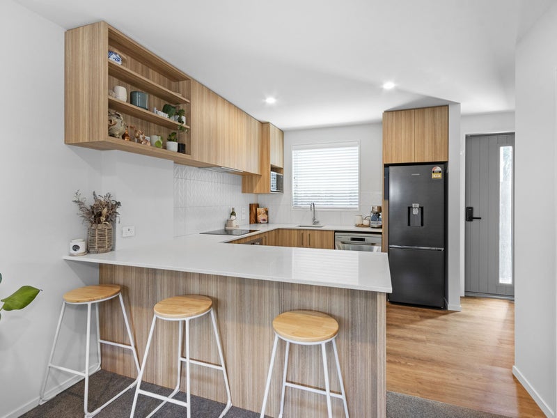 13/7 Lindores Street, Addington, Christchurch - Carousel 1