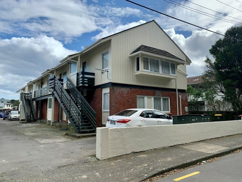 2/12 Trevethick Grove, Woburn, Lower Hutt - Carousel 1