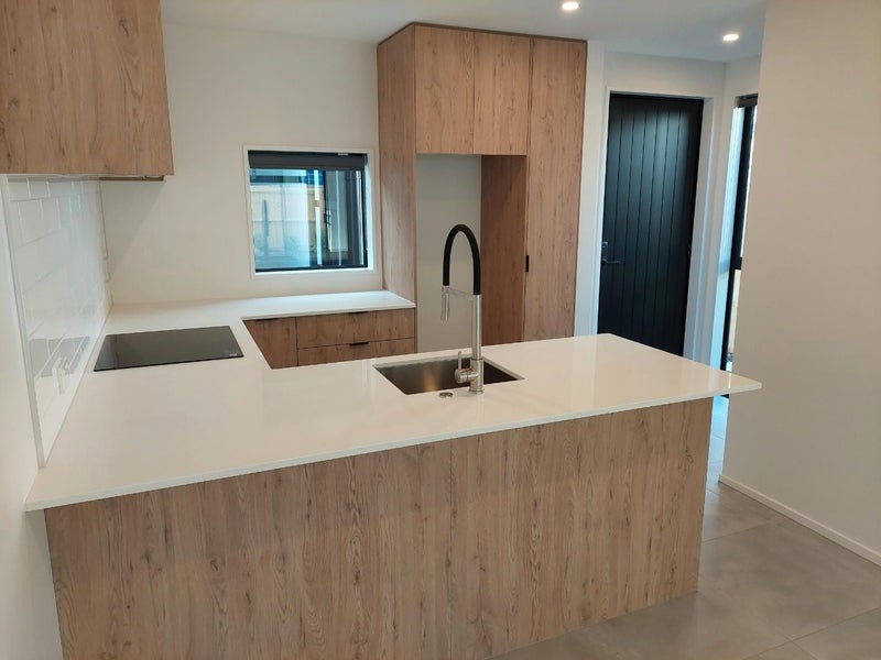 13/314 Worcester Street, Linwood, Christchurch - Carousel 2